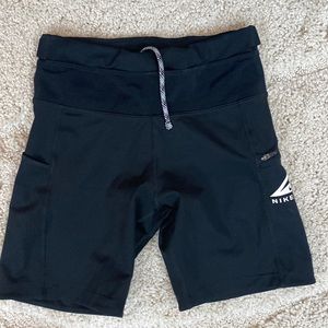 Nike epic luxe biker shorts